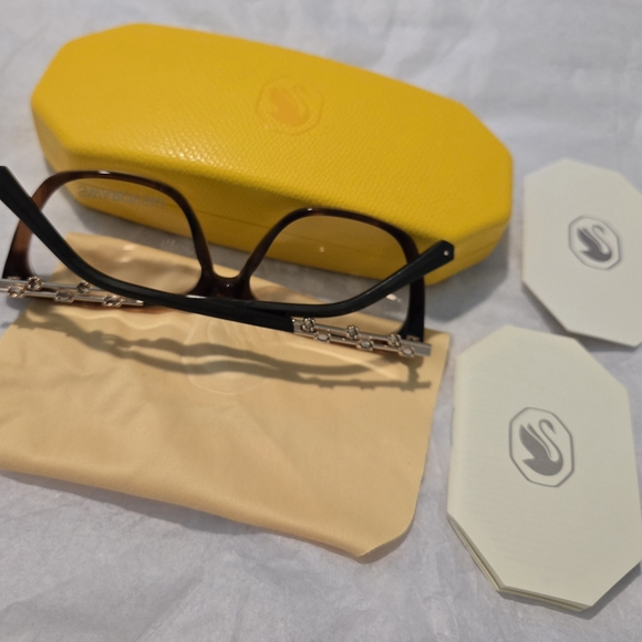 Swarovski Women Eyewear Adjustable Nose Pad With Vibrant Yellow Case - Picture 12 of 13